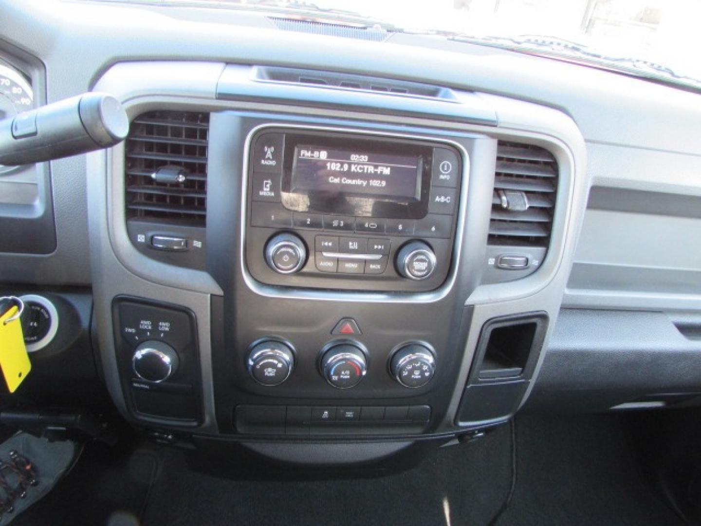 2013 Red /Gray RAM 1500 Express (1C6RR7FT0DS) with an 5.7 Hemi V8 engine engine, 6 speed automatic transmission, located at 4562 State Avenue, Billings, MT, 59101, (406) 896-9833, 45.769516, -108.526772 - Photo#16